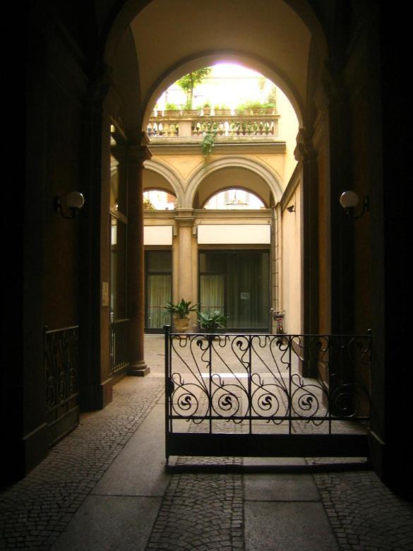 Castaldi House Hotel Milan Exterior photo